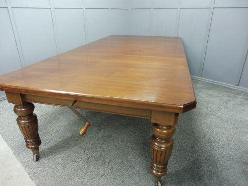 Large Victorian Mahogany Extending Dining Table