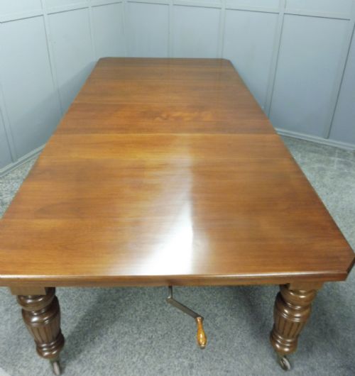 fig 1. LARGE VICTORIAN MAHOGANY EXTENDING DINING TABLE