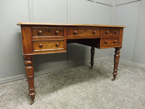 Victorian Mahogany Desk