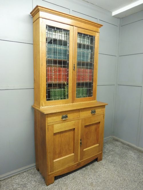 Oak Arts and Crafts Bookcase