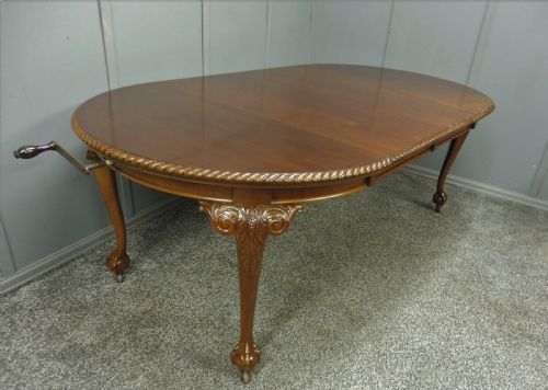Edwardian Mahogany Wind Out Dining Table