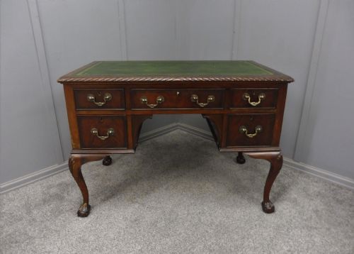 Edwardian Mahogany Leather Topped Desk