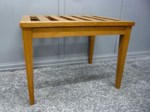 Splendid Edwardian Oak Luggage Rack C1920