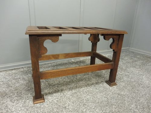 Excellent Oak Arts & Crafts Luggage  Stand