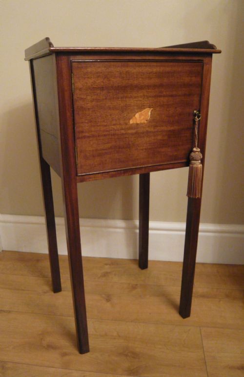 Edwardian Mahogany Shell Inlay Bedside Cabinet Night Stand C1900