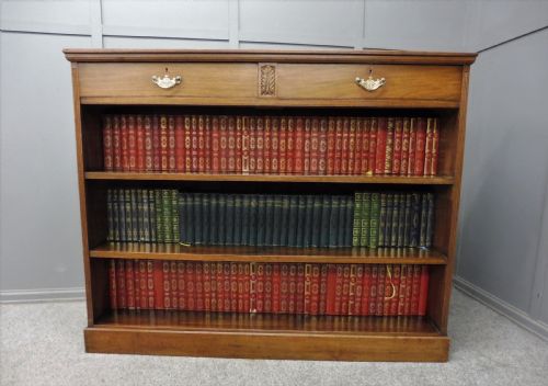 Late 19th Century Walnut Bookcase