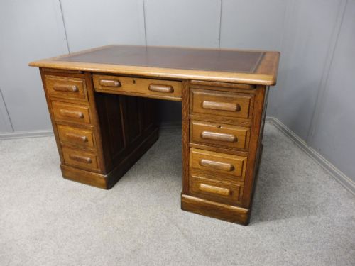 Edwardian Oak Leather Top Desk
