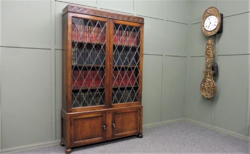Oak Leaded Door Bookcase