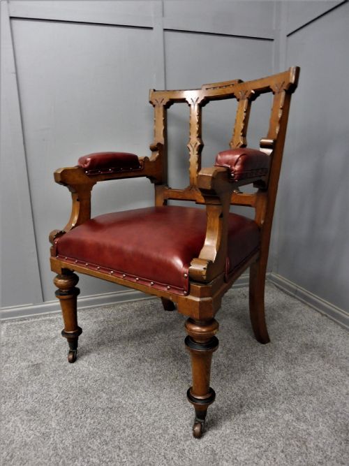 Gothic Oak Desk/armchair