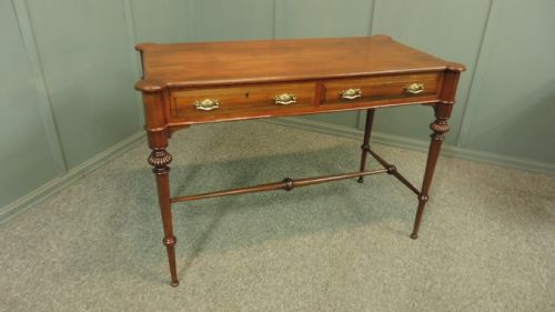 Elegent Victorian Walnut  Writing Table
