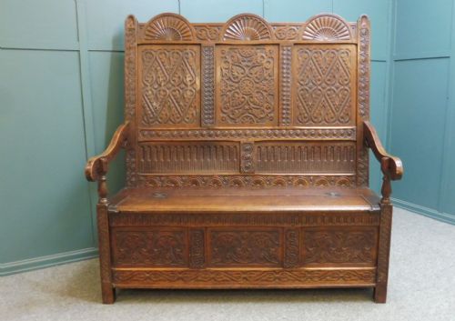 Highly Carved Early 19th Century Settle/hall Bench