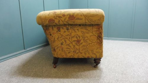 VICTORIAN CHESTERFIELD SOFA FOR RECOVERING - ADDITIONAL PHOTO 3