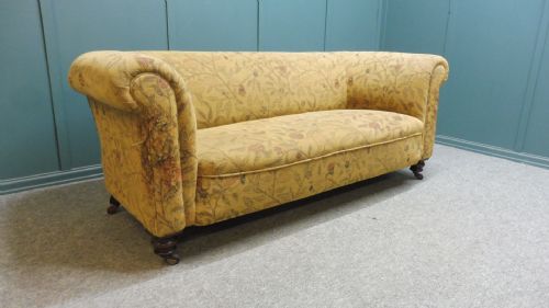 VICTORIAN CHESTERFIELD SOFA FOR RECOVERING - ADDITIONAL PHOTO 6