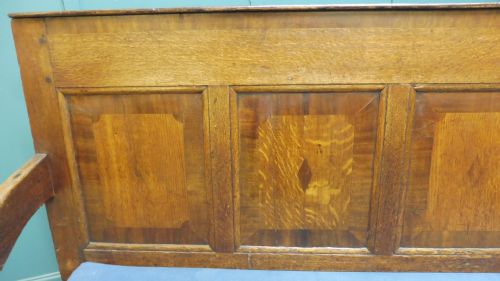 GEORGIAN OAK AND MAHOGANY SETTLE HALL BENCH - ADDITIONAL PHOTO 2