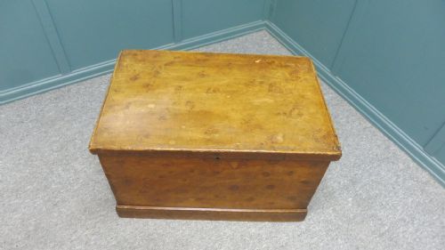 VICTORIAN ELM BLANKET CHEST COFFER - ADDITIONAL PHOTO 1