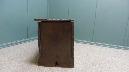 CHARLES THE SECOND OAK SWORD CHEST - ADDITIONAL PHOTO 7