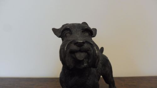 SMALL ANTIQUE BRONZE MODEL OF A TERRIER - ADDITIONAL PHOTO 5