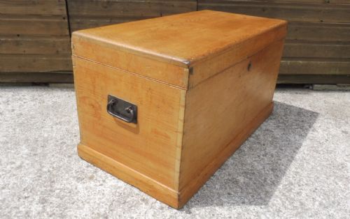 19TH CENTURY PINE CHESTCOFFER - ADDITIONAL PHOTO 15