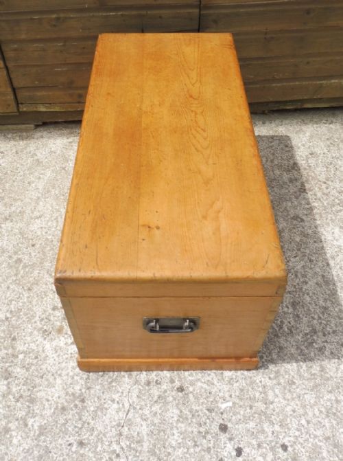 19TH CENTURY PINE CHESTCOFFER - ADDITIONAL PHOTO 18