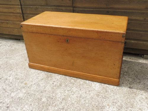 19TH CENTURY PINE CHESTCOFFER - ADDITIONAL PHOTO 19