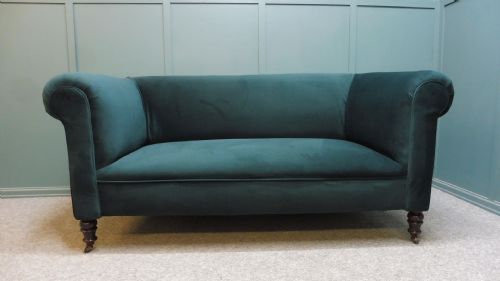 newly upholstered victorian chesterfield sofa - CATEGORY: ANTIQUE SOFAS - DATED VICTORIAN