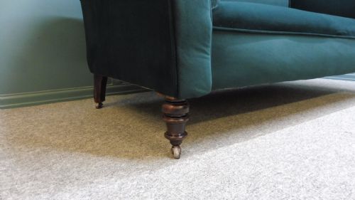 NEWLY UPHOLSTERED VICTORIAN CHESTERFIELD SOFA - ADDITIONAL PHOTO 4