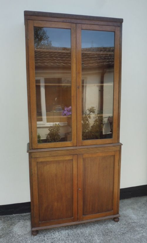 tall oak art deco bookcase - CATEGORY: ANTIQUE BOOKCASES - DATED 1930