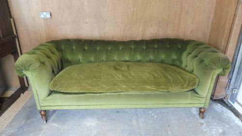 LARGE VICTORIAN CHESTERFIELD SOFA - ADDITIONAL PHOTO 5