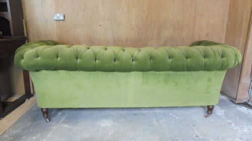 LARGE VICTORIAN CHESTERFIELD SOFA - ADDITIONAL PHOTO 7