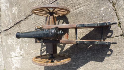 ANTIQUE CAST IRON CANNON AND CARRIAGE - ADDITIONAL PHOTO 3