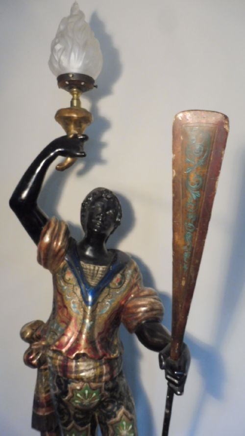 ANTIQUE VENETIAN CARVED WOOD AND GESSO FIGURAL STANDARD LAMP - ADDITIONAL PHOTO 2