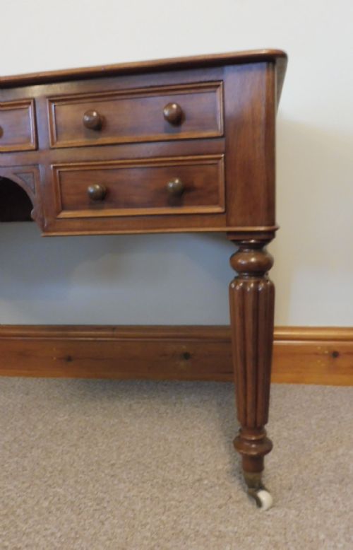 VICTORIAN MAHOGANY DESK - ADDITIONAL PHOTO 5