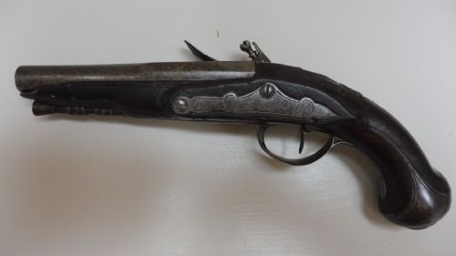 PAIR OF FRENCH FLINTLOCK PISTOLS - ADDITIONAL PHOTO 4
