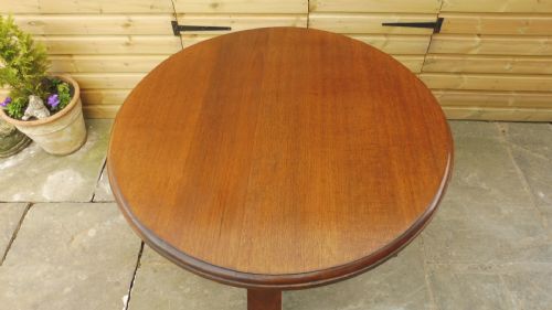 OAK ARTS AND CRAFTS CENTRE TABLE - ADDITIONAL PHOTO 9