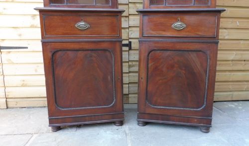PAIR OF NARROW GEORGIAN ALCOVE BOOKCASES - ADDITIONAL PHOTO 3