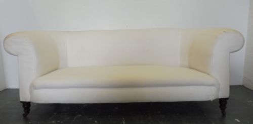 VICTORIAN CHESTERFIELD SOFA - ADDITIONAL PHOTO 1