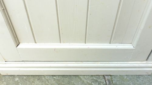 FRENCH 19TH CENTURY TALL PAINTED PINE LARDER CUPBOARD - ADDITIONAL PHOTO 8