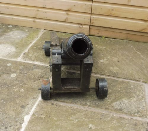 CAST IRON GARDEN CANNON - ADDITIONAL PHOTO 4