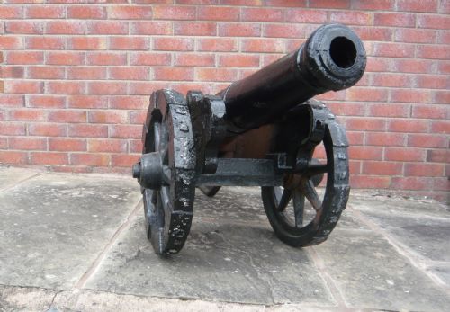 19TH CENTURY SIGNAL OR CEREMONIAL CAST IRON CANNON - ADDITIONAL PHOTO 7