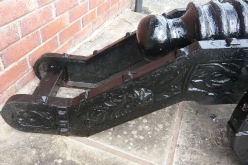 19TH CENTURY SIGNAL OR CEREMONIAL CAST IRON CANNON - ADDITIONAL PHOTO 8