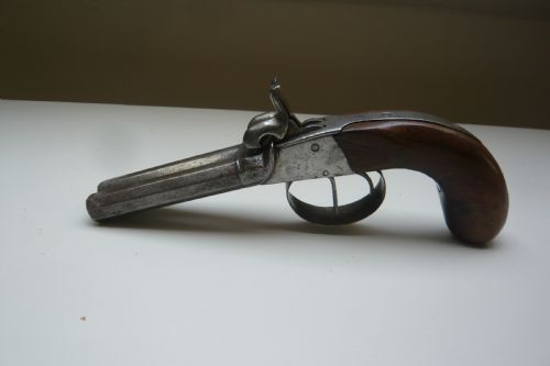 19TH CENTURY DOUBLE BARREL PERCUSSION PISTOL - ADDITIONAL PHOTO 1