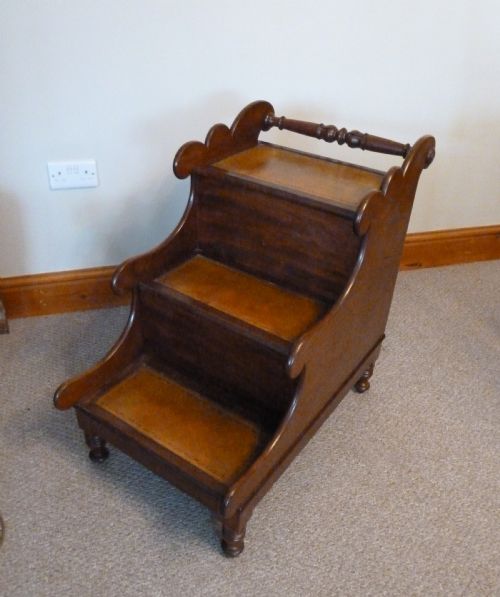 MID 19TH CENTURY MAHOGANY LIBRARY STEPS - ADDITIONAL PHOTO 7