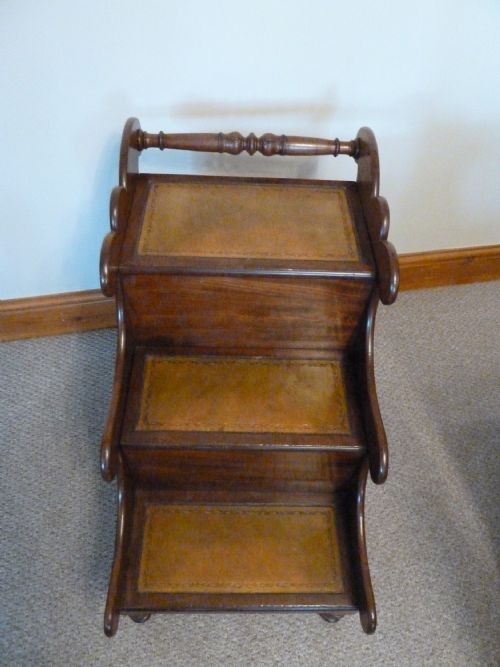 MID 19TH CENTURY MAHOGANY LIBRARY STEPS - ADDITIONAL PHOTO 3