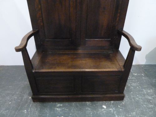 RARE OAK BACON SETTLE HALL SEAT - ADDITIONAL PHOTO 3