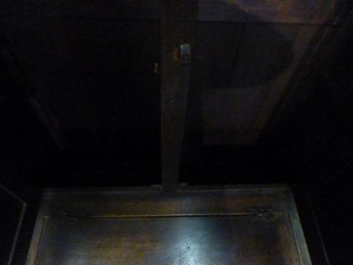 RARE OAK BACON SETTLE HALL SEAT - ADDITIONAL PHOTO 11