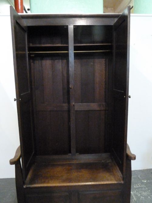 RARE OAK BACON SETTLE HALL SEAT - ADDITIONAL PHOTO 9