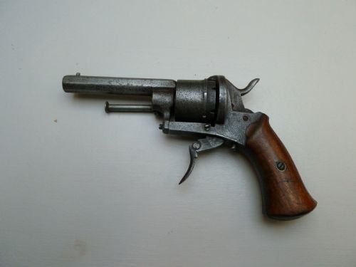3 19TH CENTURY PISTOLS - ADDITIONAL PHOTO 3