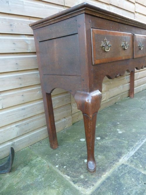GEORGIAN OAK DRESSER BASE - ADDITIONAL PHOTO 1