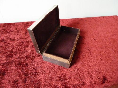 SILVER BOX HALLMARKED 1904 - ADDITIONAL PHOTO 2