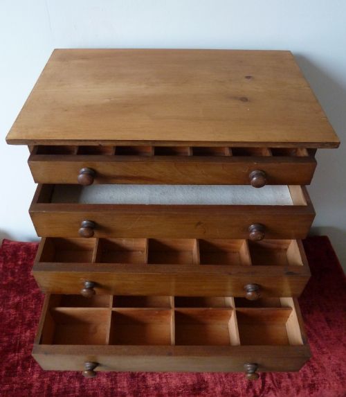 VICTORIAN PINE 6 DRAWER COLLECTORS CHEST - ADDITIONAL PHOTO 8
